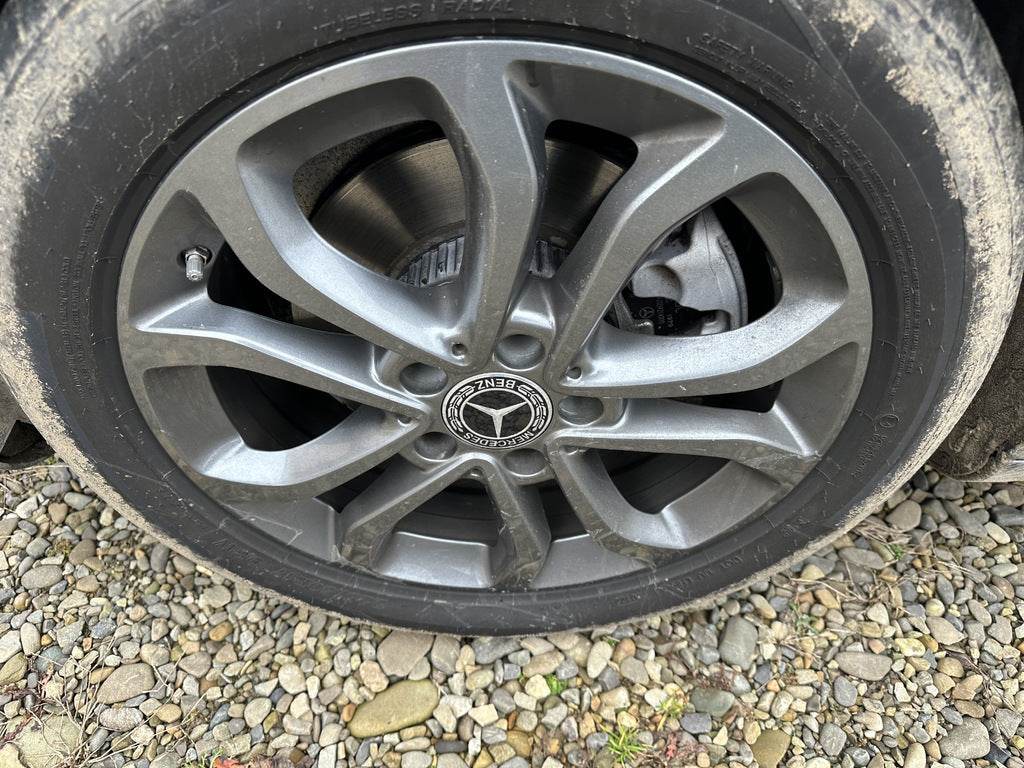 Wheel caps 71/75 mm without ring (4 pcs, black V2) for Mercedes - Reelken Auto