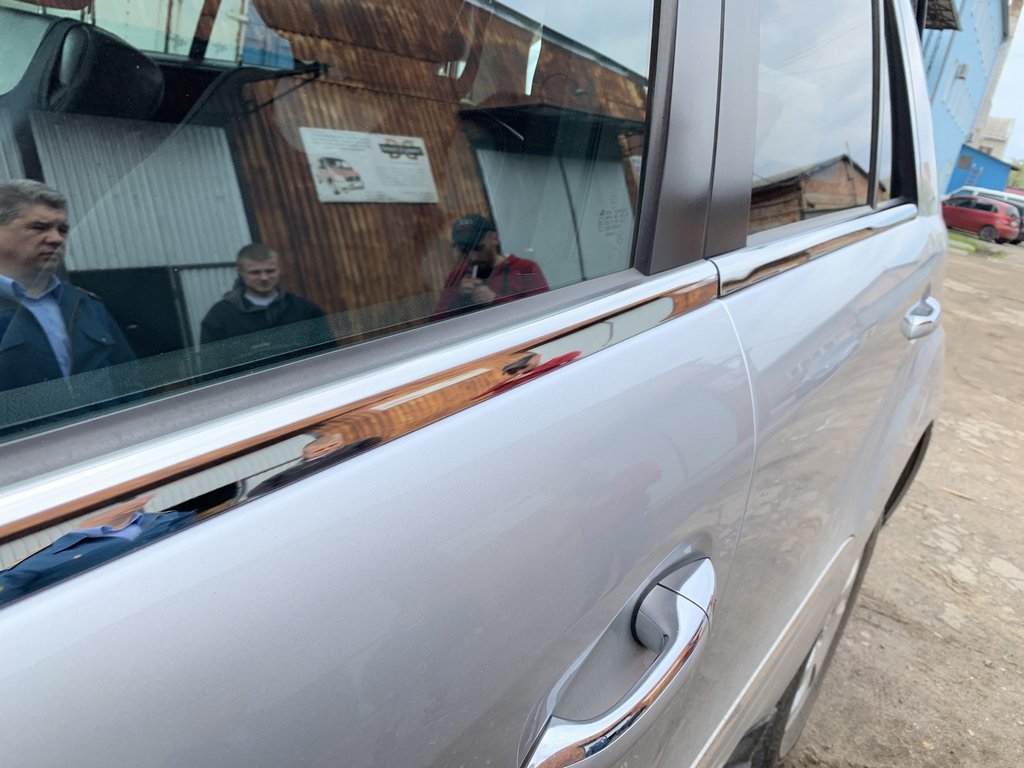The outer edging of the glass (4 pieces, stainless steel) for Mercedes ML W164 - image 3