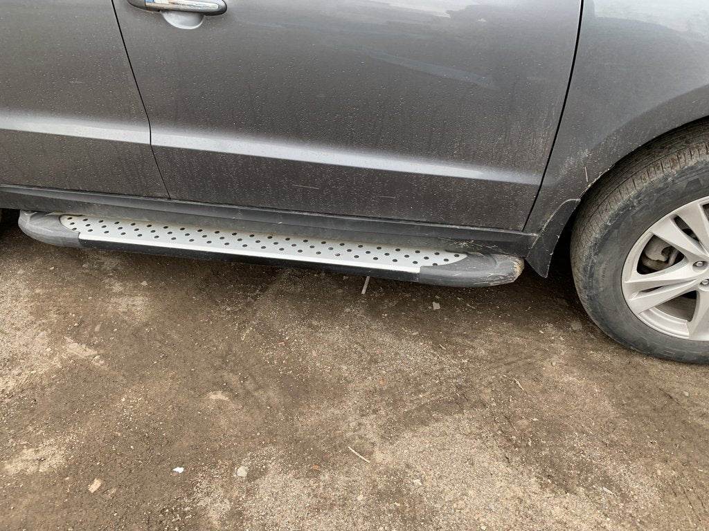 Side sills Allmond Grey (2 PCs Alu.) for Hyundai Santa Fe 2 2006-2012 - Reelken Auto