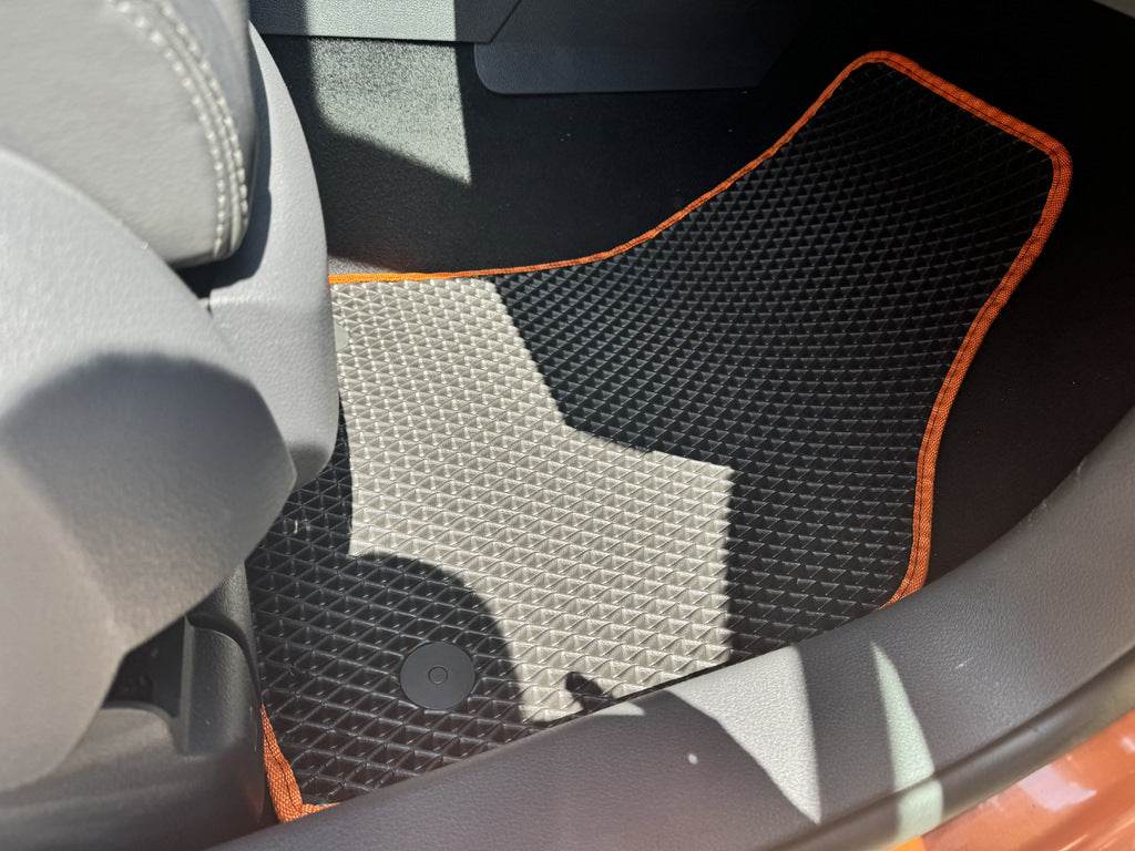 EVA mats (black) for Volkswagen Touran 2003-2010 - Reelken Auto