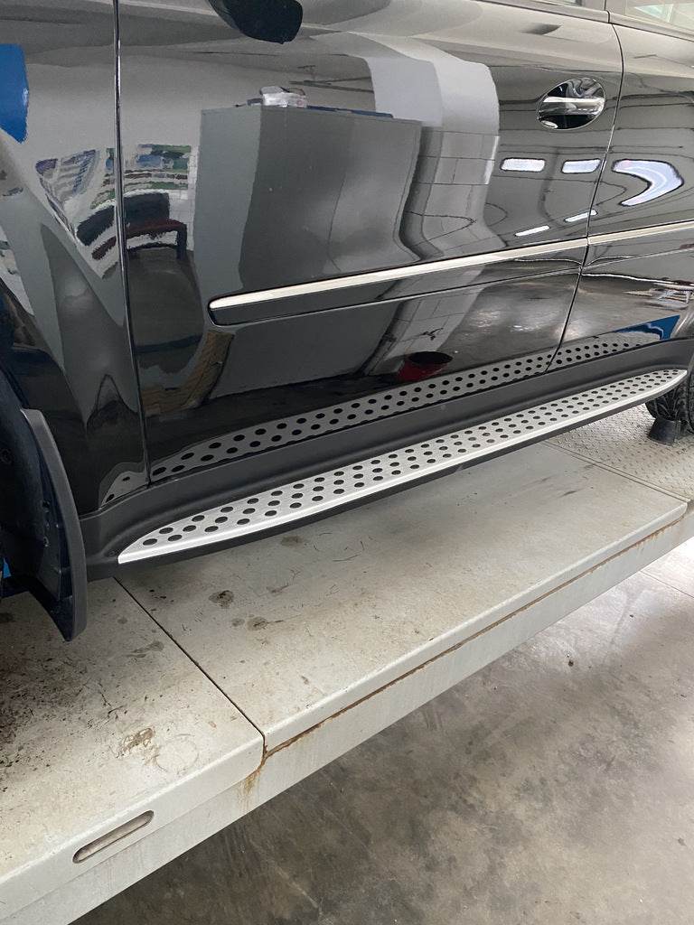 Side sills Original design for Mercedes GL class X164 - Reelken Auto