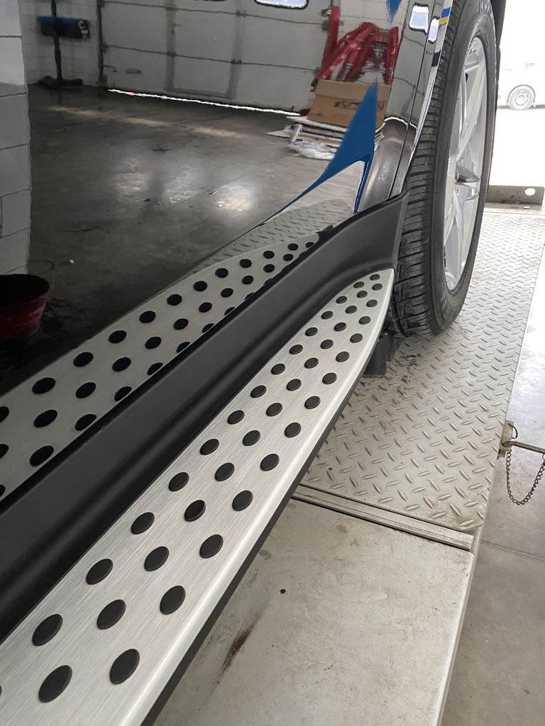 Side sills Original design for Mercedes GL class X164 - Reelken Auto