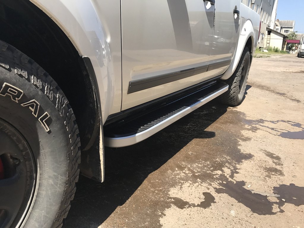 Side Steps Tayga (2 pcs, Aluminum) for Nissan Navara 2006-2015 - image 2