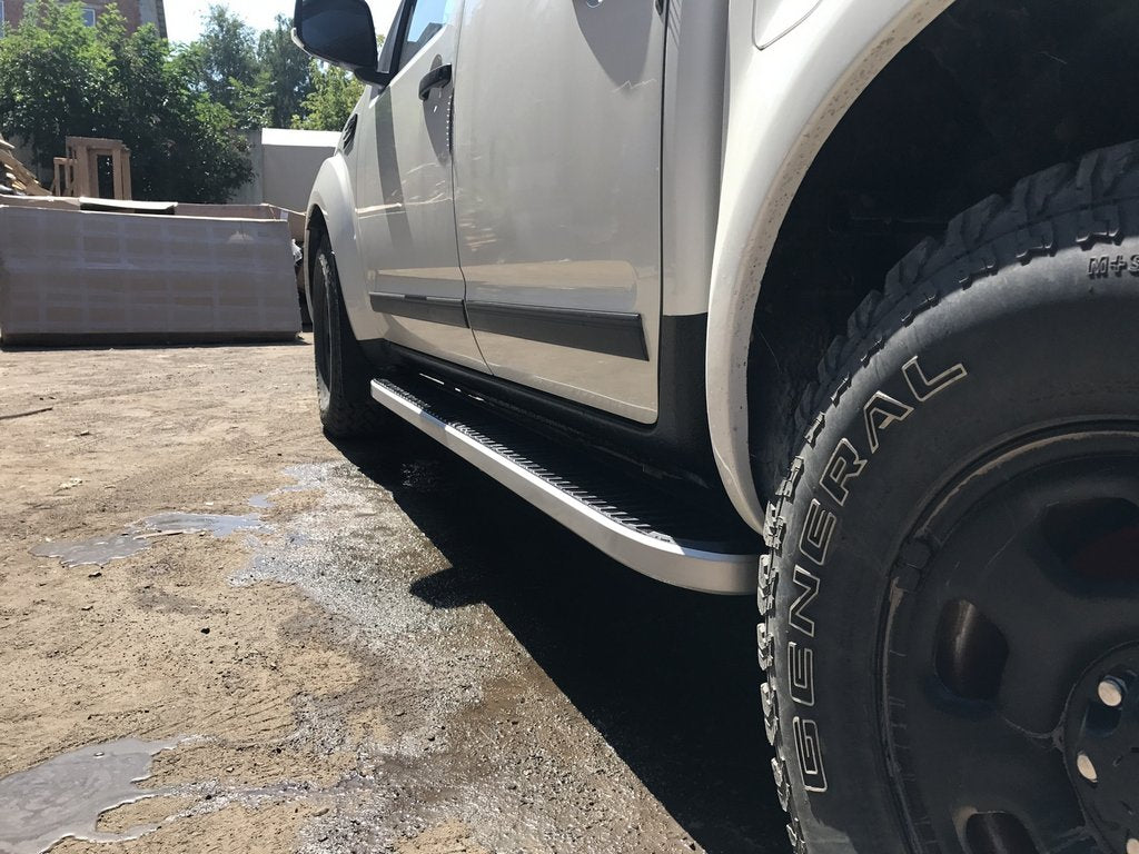 Side Steps Tayga (2 pcs, Aluminum) for Nissan Navara 2006-2015 - image 4