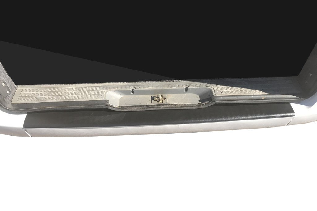 Rear bumper with a bend (DDU, plastic) for Mercedes Vito W639 2004-2014 - image 1