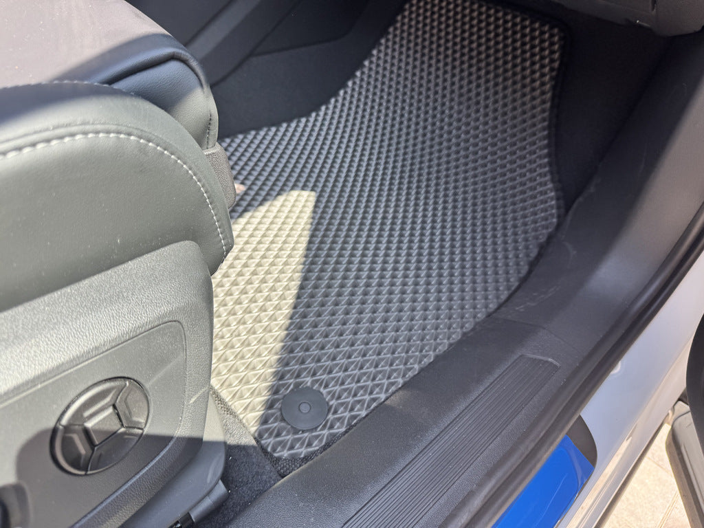 EVA Floor Mats (Black) for Audi Q4 e-Tron 2021- - image 13