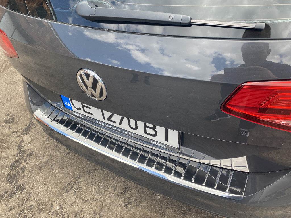 Cover on the rear bumper Carmos V1 (SW) for Volkswagen Passat B8 2015-2023 - Reelken Auto