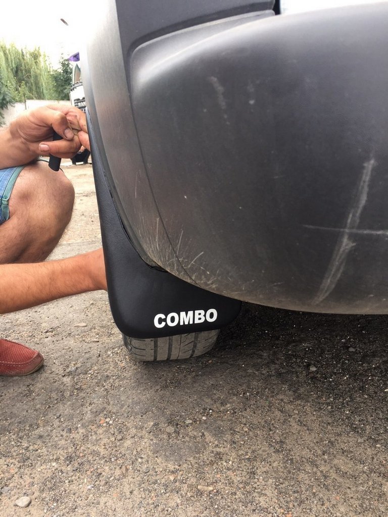 Premium Mud Flaps (Turkey) for Opel Combo 2002-2012 - image 4