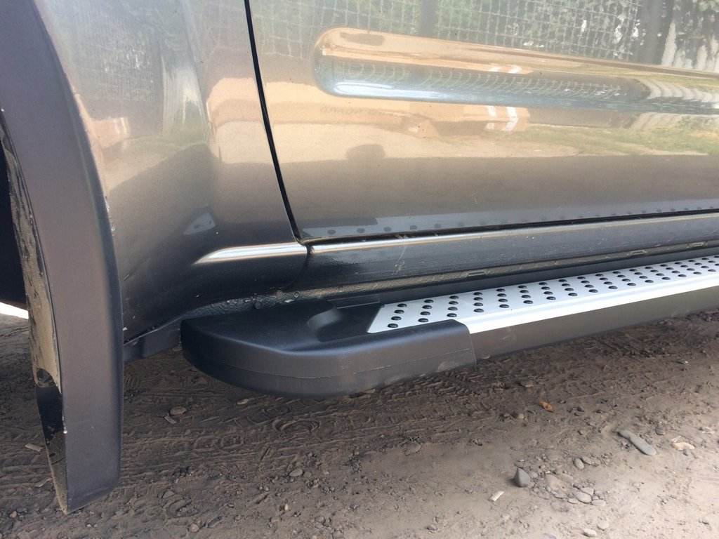 Side sills Allmond Grey (2 PCs Alu.) for Nissan Pathfinder R51 2005-2014 - Reelken Auto