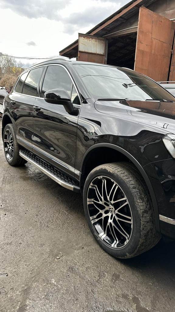 BlackLine lateral platforms (2 PCs, aluminum) for Volkswagen Touareg 2010-2018 - Reelken Auto