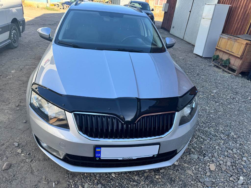The hood deflector 2013-2017 (EuroCap) for Skoda Octavia III A7 2013-2019 - Reelken Auto
