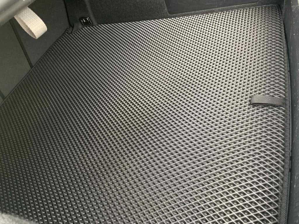 EVA Trunk Mat (SD, Black) for Volkswagen Passat СС 2008-2017 - image 3