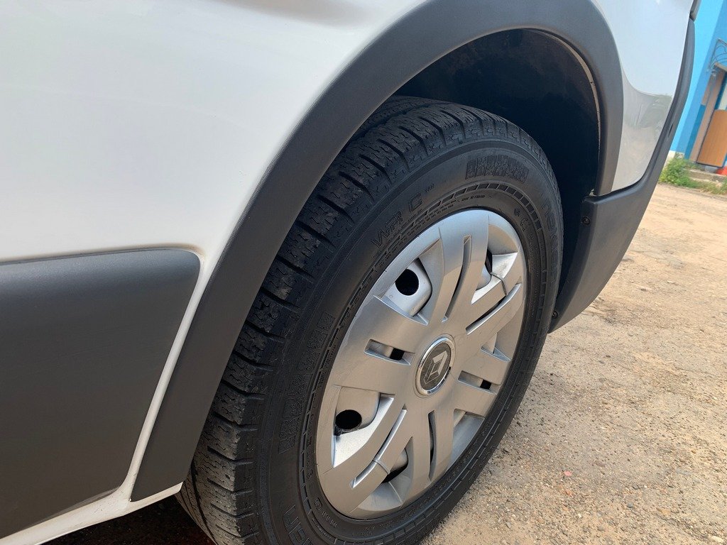 Lining on the wheel arches (4 pieces, black) for Renault Trafic 2001-2015 - image 8