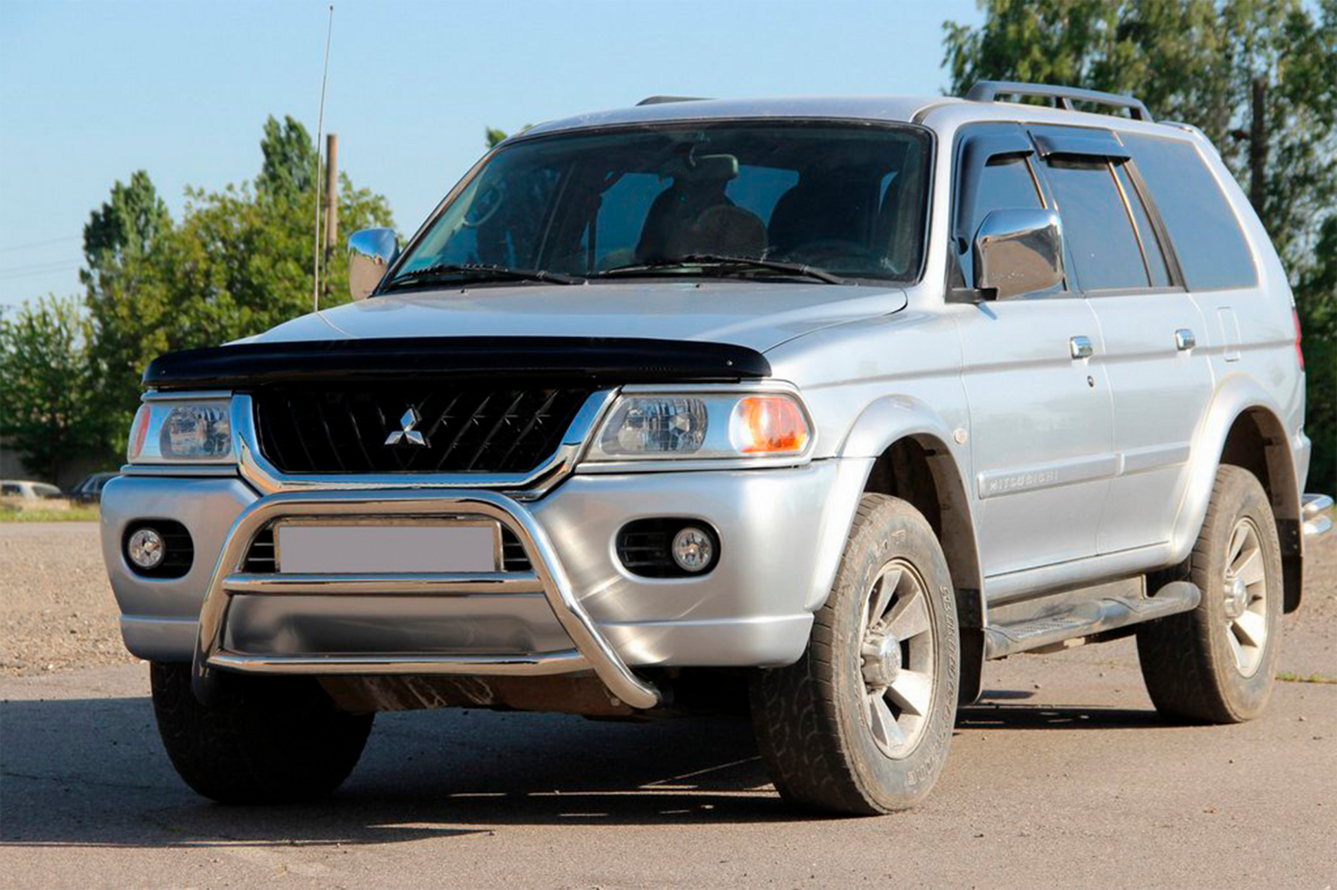 Bull Bar WT022 Stainless Steel for Mitsubishi Pajero Sport 1996-2007 - image 1