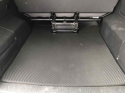 EVA V2 Floor Mats (Long Wheelbase, Full Cabin Set, Black) for Volkswagen T5 2010-2015 - image 8