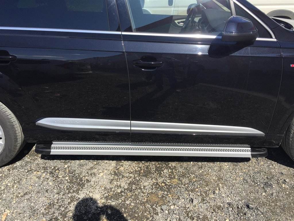 Lateral platforms Maya V2 (2 pieces, aluminum) for Audi Q7 2015- - Reelken Auto