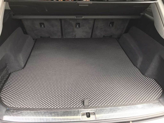 Trunk mat (EVA, black) for Audi Q7 2015- - Reelken Auto