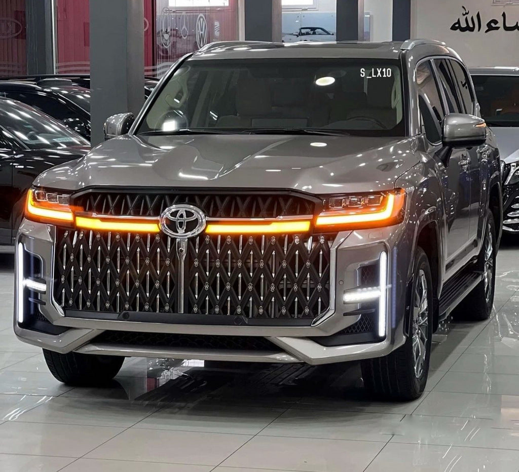 A set of VIP body kits for Toyota Land Cruiser 300 - image 3
