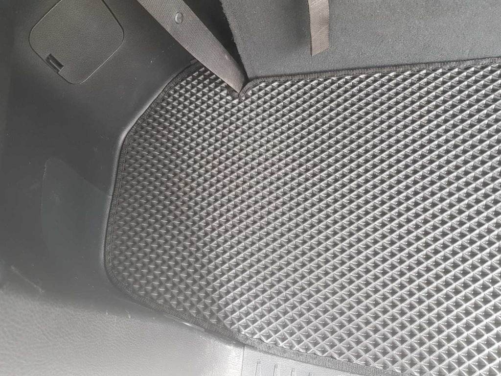 EVA trunk mat (small, black) for Toyota Highlander 2013-2019 - Reelken Auto