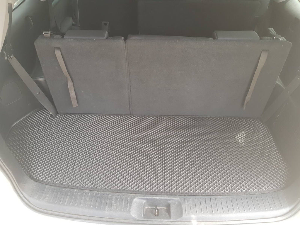 EVA Trunk Mat (small, black) for Toyota Highlander 2013-2019 - image 1