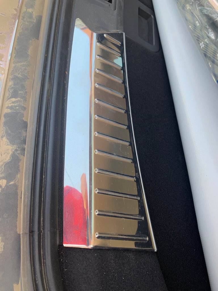 Cover on the threshold of the trunk 2013-2016 (2 parts, stainless steel) for Ford Kuga/Escape 2013-2019 - Reelken Auto
