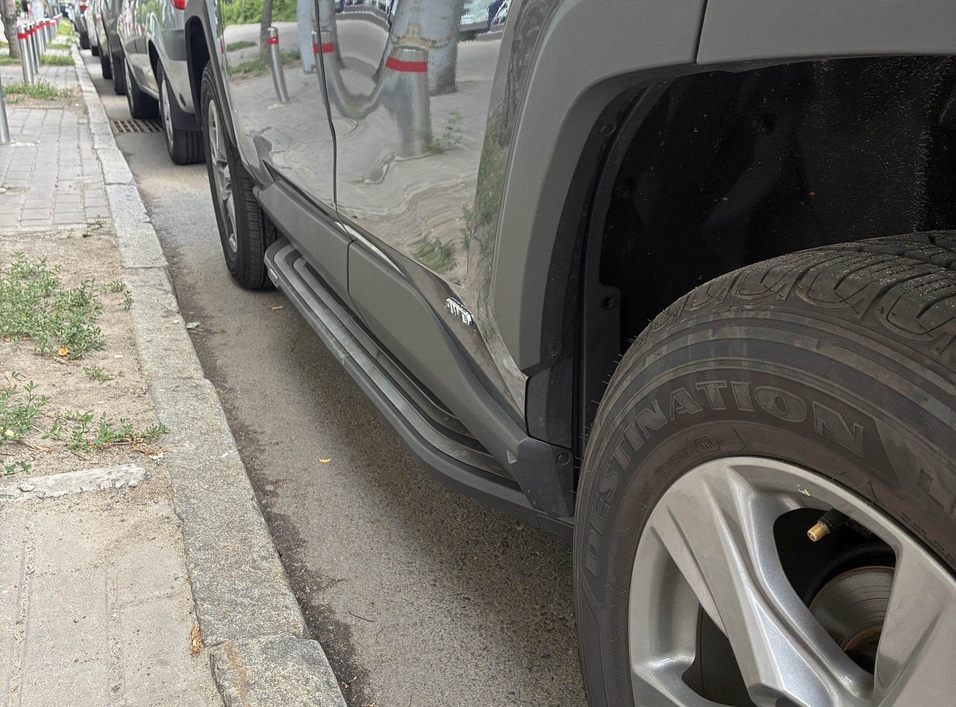 Side sills OEM V2B (2 pieces, aluminum) for Toyota Rav 4 2019- - Reelken Auto