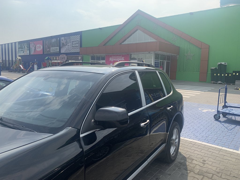 Skyport Roof Rails (matte black) for Volkswagen Touareg 2002-2010 - image 5