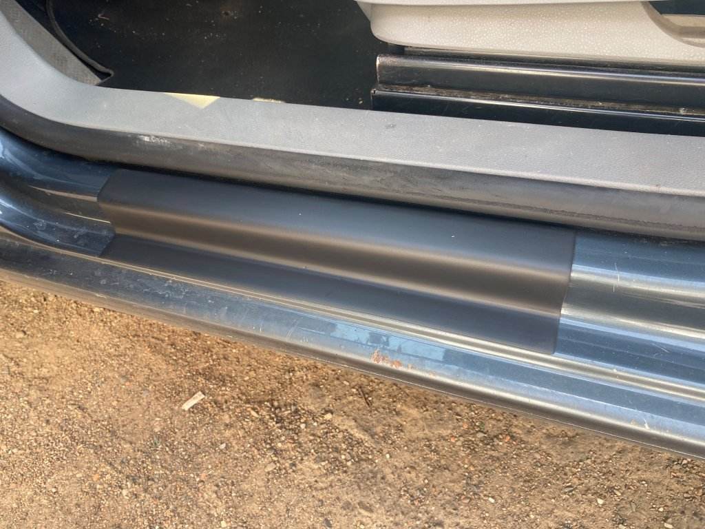 EuroCap door sill covers (4 pcs, ABS) for Volkswagen Caddy 2004-2010 - Reelken Auto