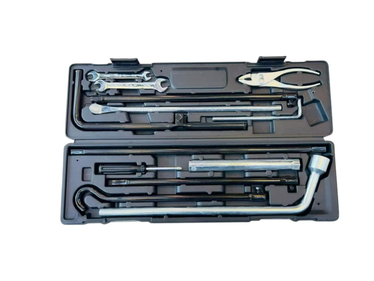 Tool kit in its regular place for Lexus LX570/450d - image 1