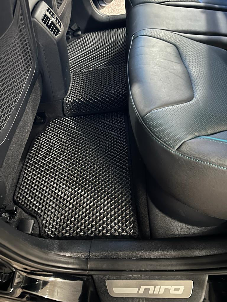EVA Floor Mats (black) for Kia Niro 2016- - image 4