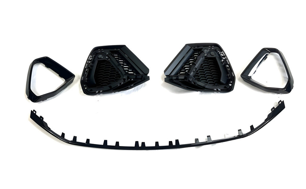 Fog light grilles with front skirt (2 pcs, Black) for Audi Q3 2019- - image 2