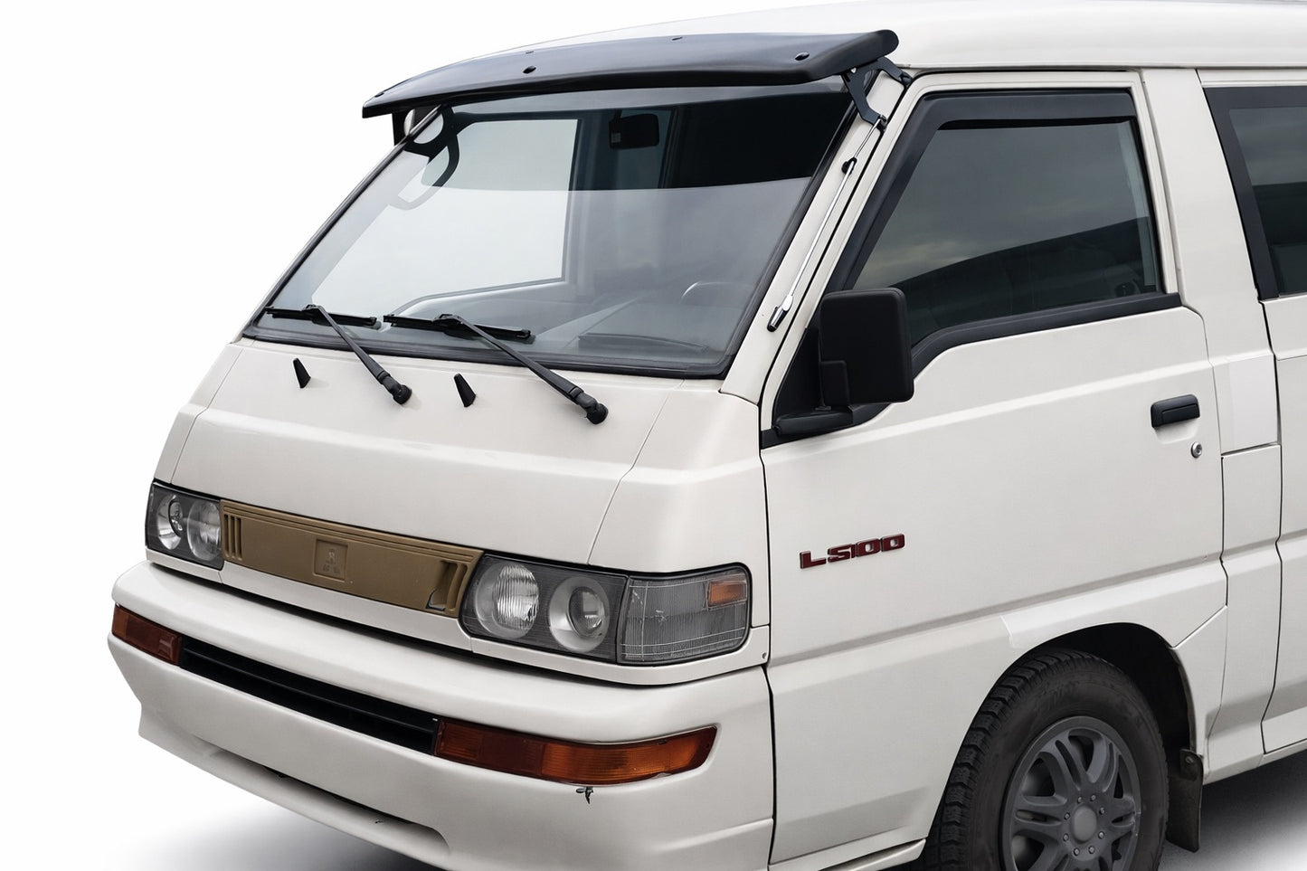 Wind Deflector for Windshield for Mitsubishi L300 1986-2013 - image 3