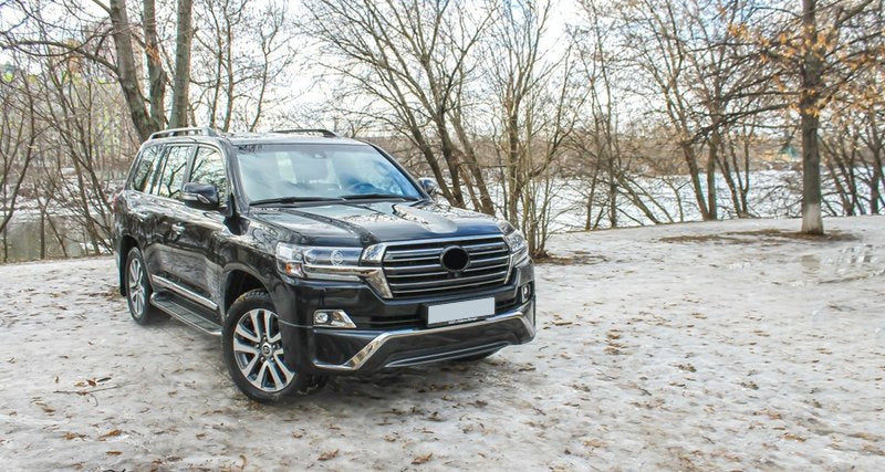 Front cover 2016↗ (Executive 2016) for Toyota Land Cruiser 200 - image 1