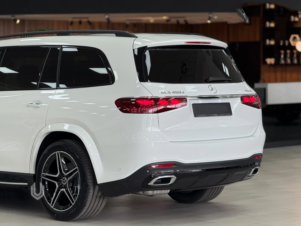 A restyling kit in the 2025 GLS450 for Mercedes GLS X167 - image 8