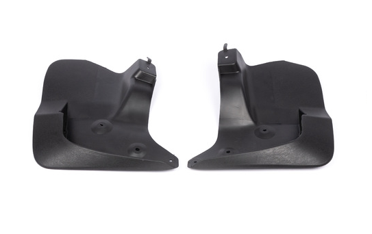 Front Mud Flaps (2 pcs, for side skirts without lighting) for Toyota Land Cruiser 200 2007-2021 - image 1