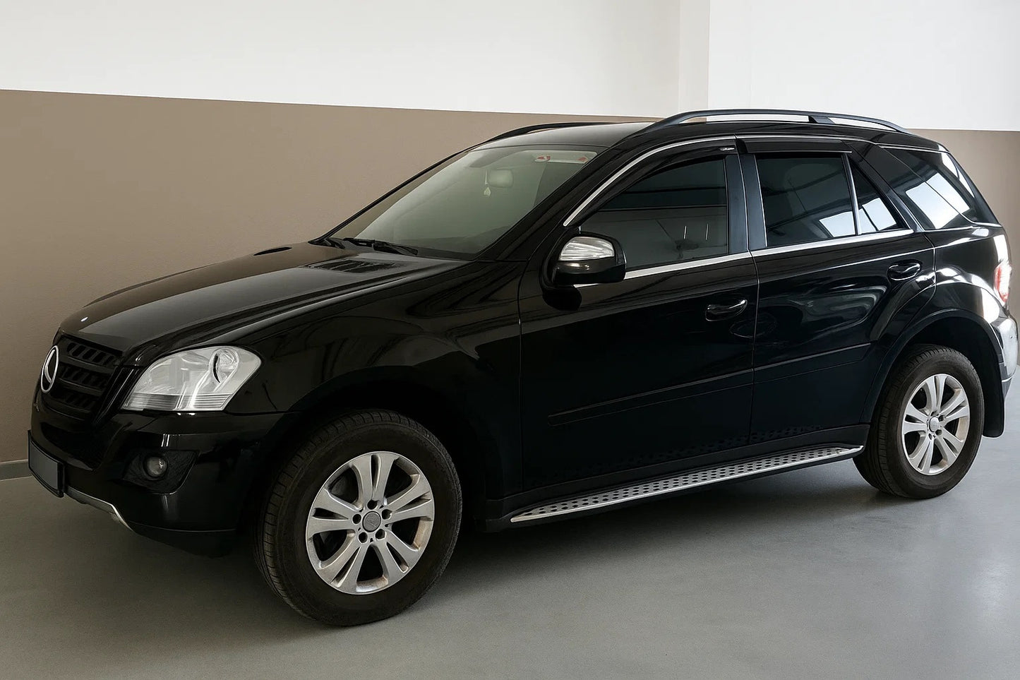 Window Deflectors with Chrome Trim Niken Luxury (4 pcs) for Mercedes ML W164 2005-2011 - image 4