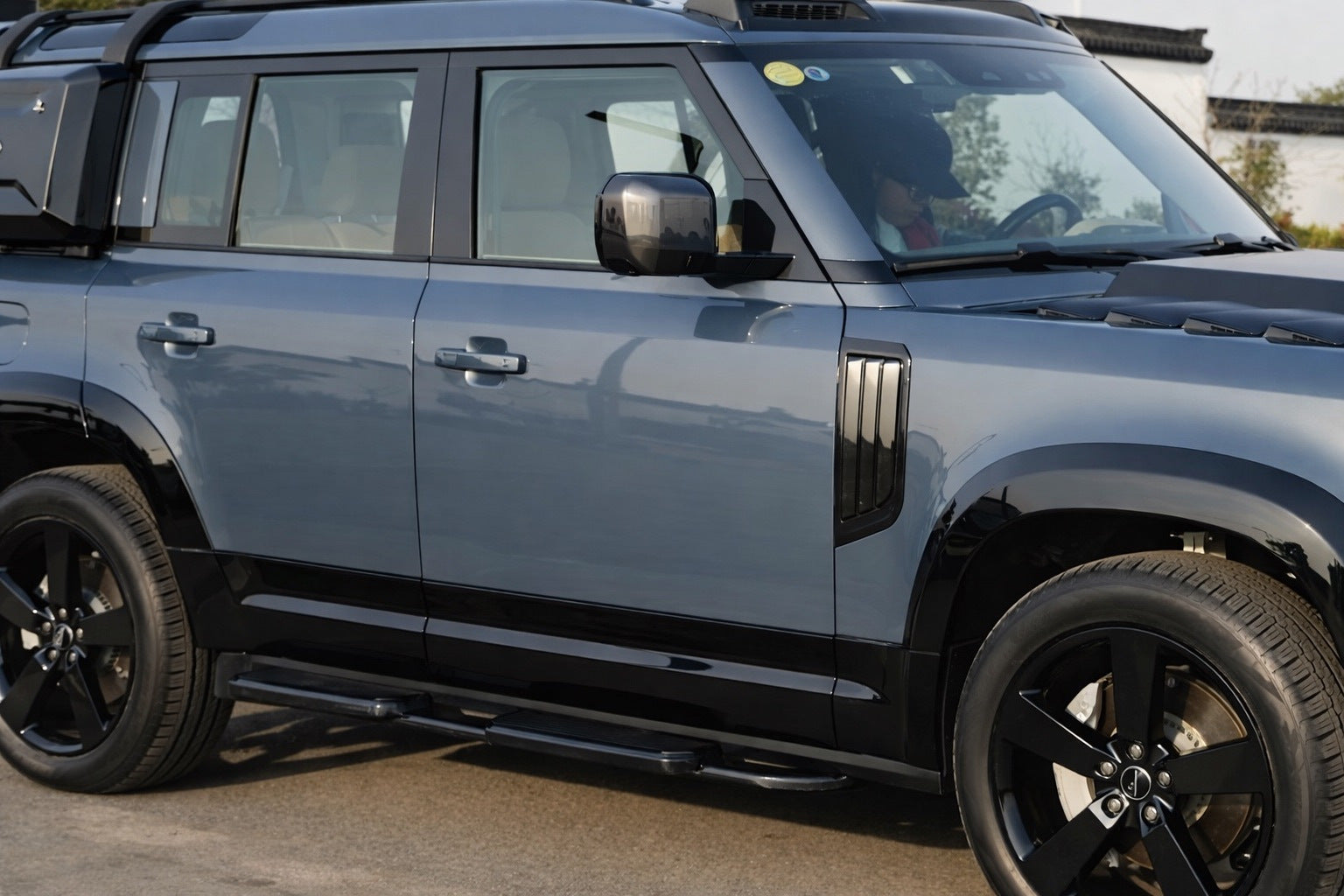 Set of Door Moldings for Land Rover Defender 2019- - image 4
