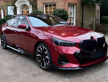 Gloss Black Body Kit Set (for M-Sport) for BMW 5/i5 Series G60/60E/61 2023- - image 1