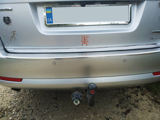 The edge of the trunk (stainless) for Skoda Octavia II A5 2006-2010 - image 2