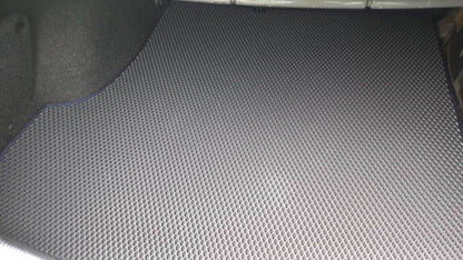 Trunk mat SD (EVA, black) for Volkswagen Passat B5 1997-2005 - Reelken Auto