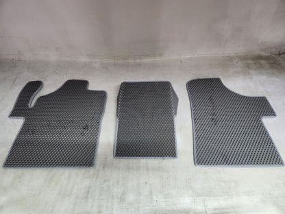 Mercedes Vito W639 EVA Rubber Floor Mats (gray) 2+1 Clearance for Mercedes Vito W639 2004-2014 - image 1