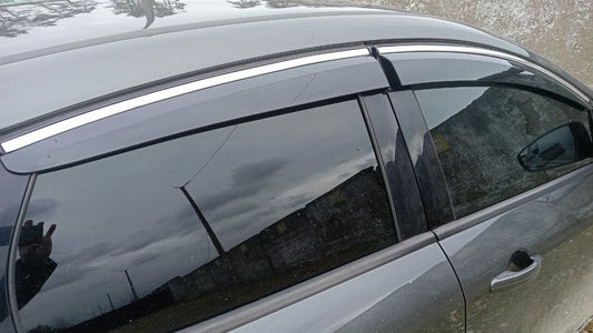 Window Deflectors with Chrome Trim HB/Sedan (4 pcs, Sunplex Chrome) for Ford Focus III 2011-2017 - image 1