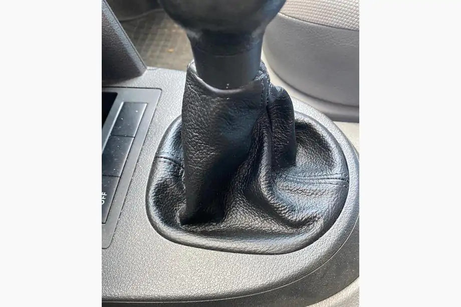 Leather Gear Shift Boot for Volkswagen Touran 2003-2010 - image 1