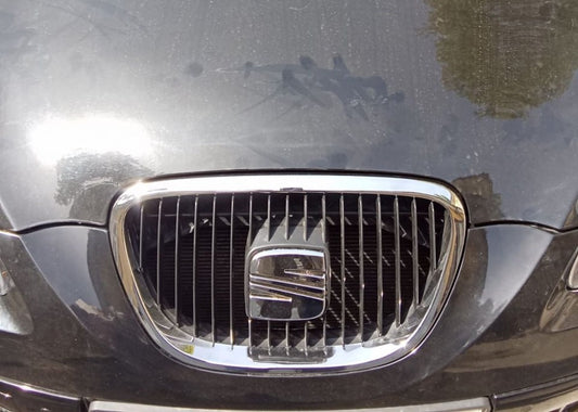 Emblem 5P0 853 679 739 for Seat Altea 2004-2015 - image 1