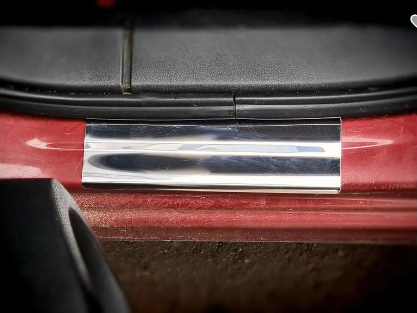 Stainless Steel Door Sill Protectors (Carmos V2, 4 pcs) for Nissan Qashqai 2014-2021 - image 4