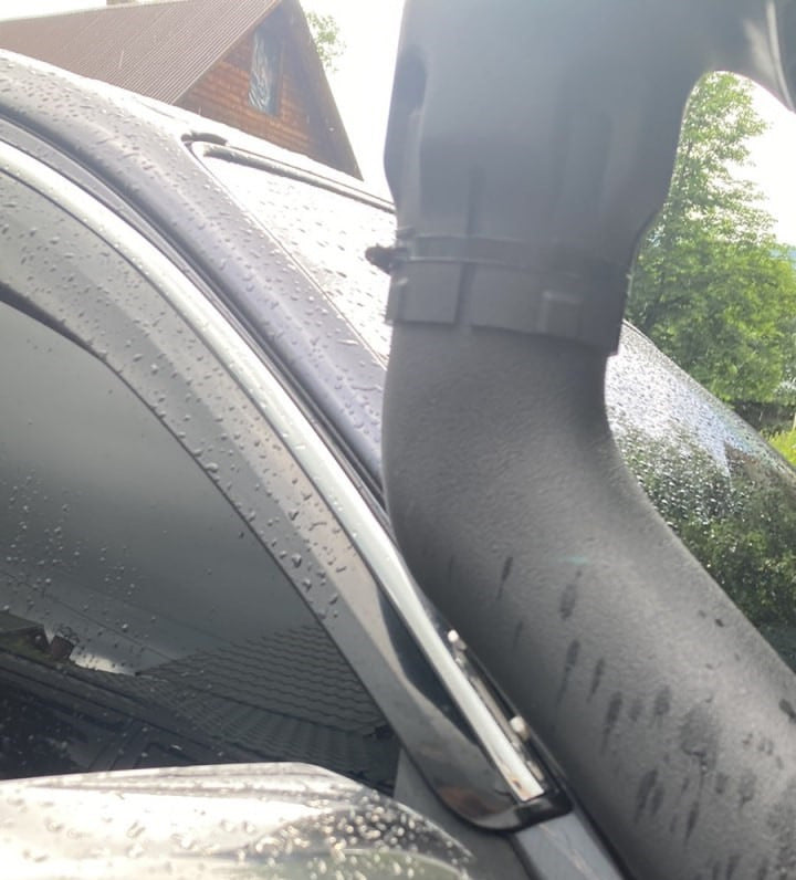 Window Deflectors with Chrome Trim (4 pcs, Sunplex Chrome) for Toyota Hilux 2015- - image 8