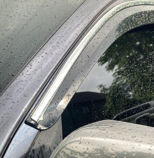 Window Deflectors with Chrome Trim (4 pcs, Sunplex Chrome) for Toyota Hilux 2006-2015 - image 1