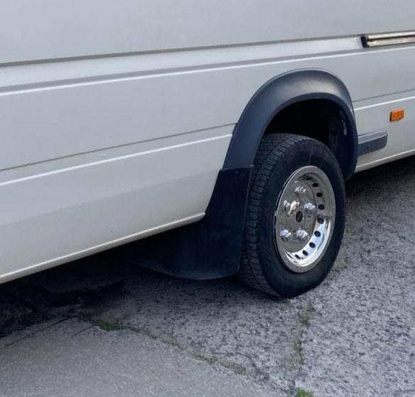 Stainless steel caps Exclusive V2 (2-roll) for Volkswagen LT 1995-2006 - Reelken Auto