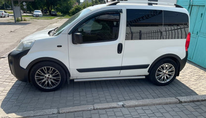 The pads on the arches (4 pieces, black) for Peugeot Bipper - image 3
