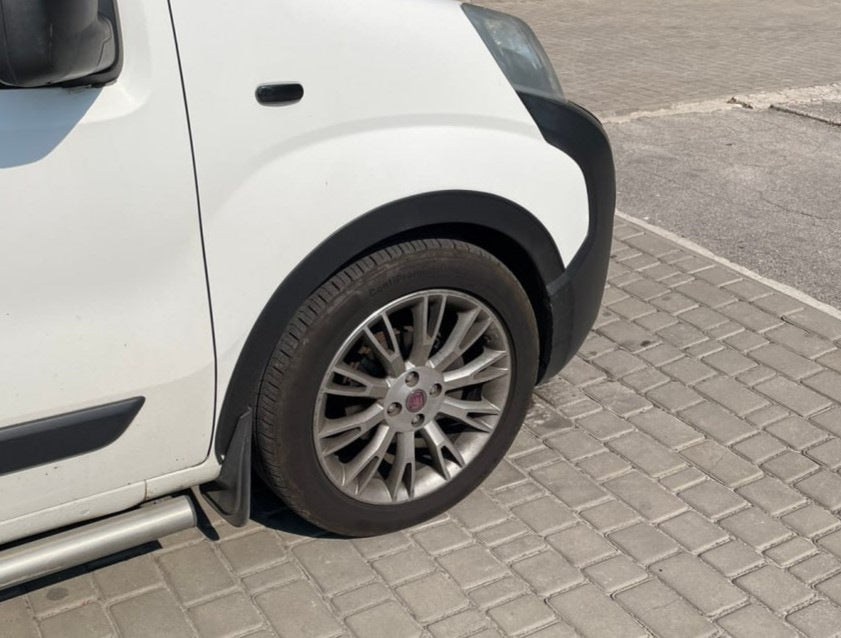 The pads on the arches (4 pieces, black) for Peugeot Bipper - image 5